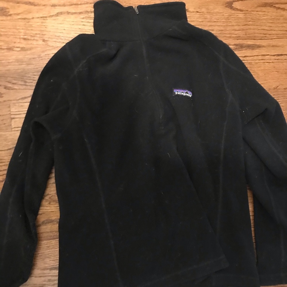 Patagonia women’s fleece - black